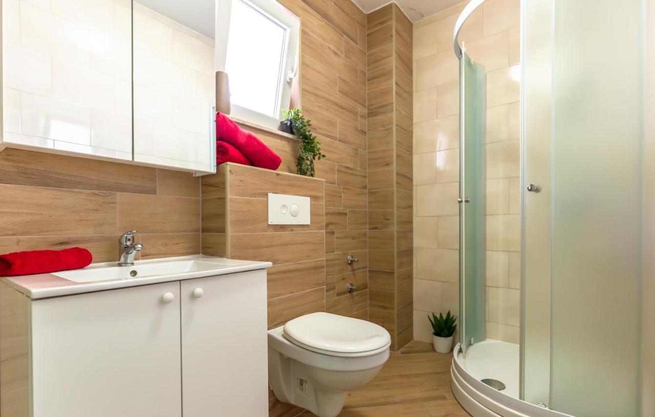 Apartamento Andela 2 Makarska Exterior foto