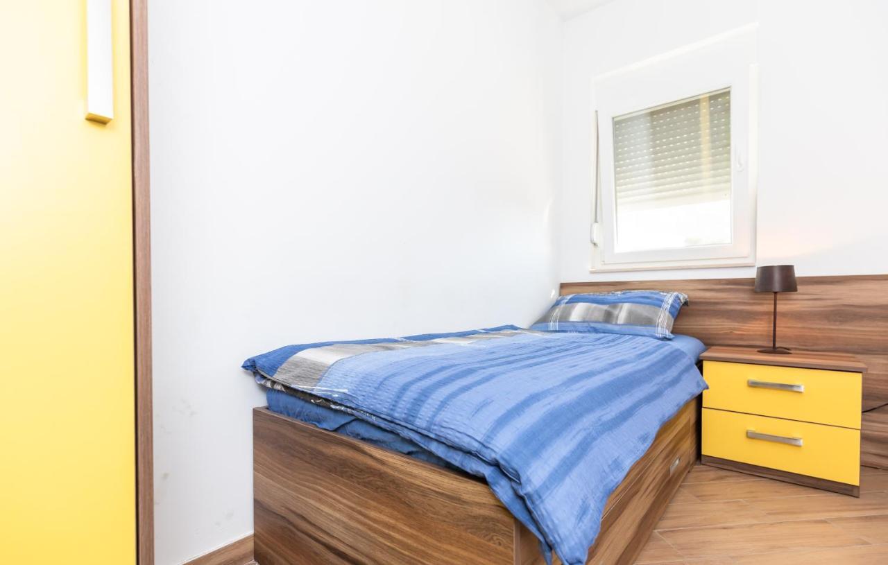 Apartamento Andela 2 Makarska Exterior foto